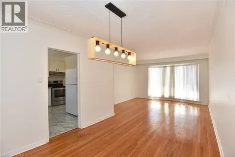 409 Tennyson Drive Oakville ON L6L 3Z2