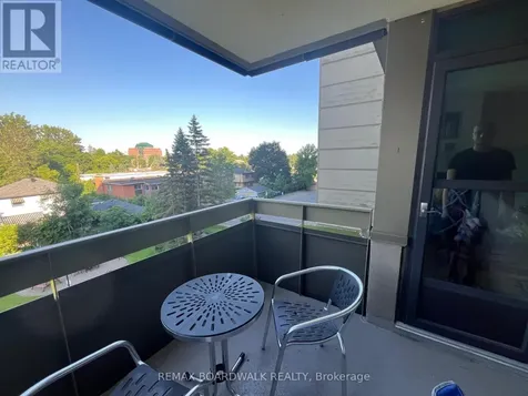 555 Brittany Drive Ottawa ON K1K 4C5