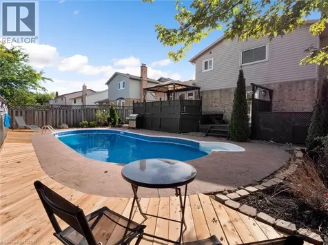 24 Keefer Road Thorold ON L2V 4Y4