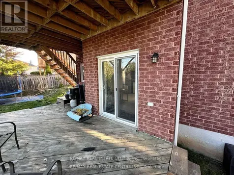 22 Lawton Court Orangeville ON L9W 4X4