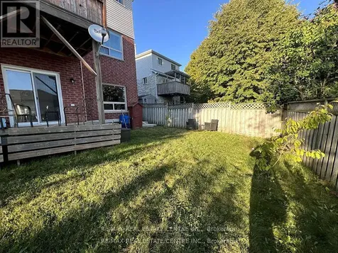 22 Lawton Court Orangeville ON L9W 4X4