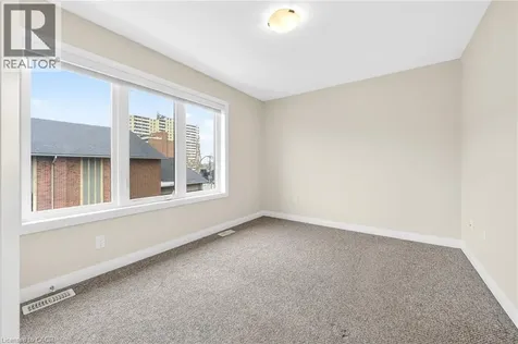 270 Melvin Avenue Hamilton ON L8H 0B4