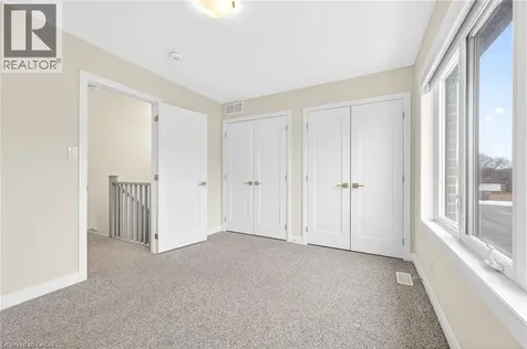 270 Melvin Avenue Hamilton ON L8H 0B4