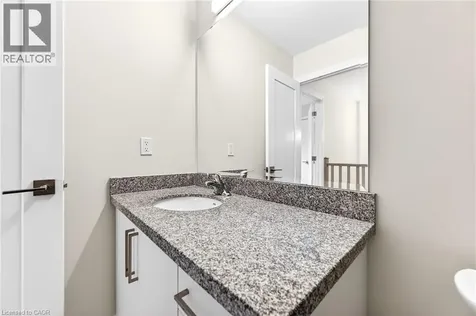 270 Melvin Avenue Hamilton ON L8H 0B4