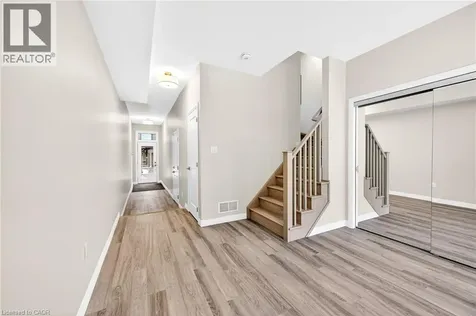 270 Melvin Avenue Hamilton ON L8H 0B4
