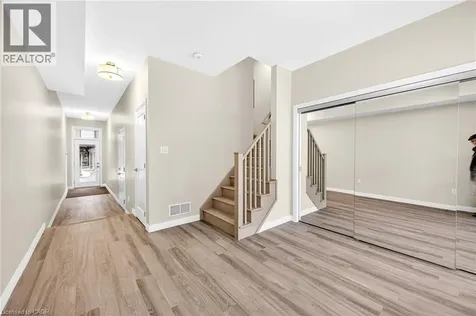 270 Melvin Avenue Hamilton ON L8H 0B4