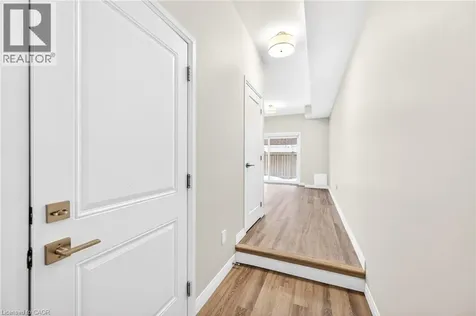 270 Melvin Avenue Hamilton ON L8H 0B4
