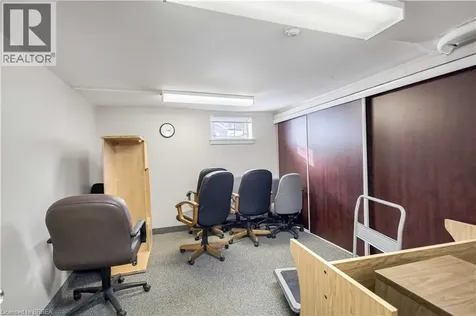 70 Chatham Street Brantford ON N3T 2P1