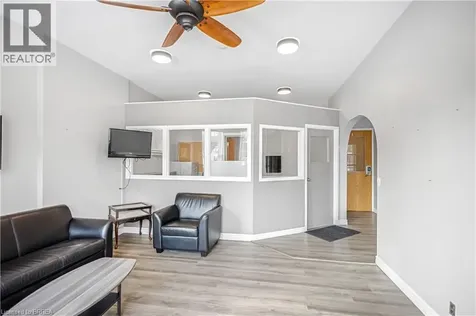 70 Chatham Street Brantford ON N3T 2P1