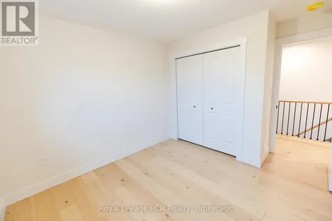 222 16th Avenue Crescent Hanover ON N4N 3V3