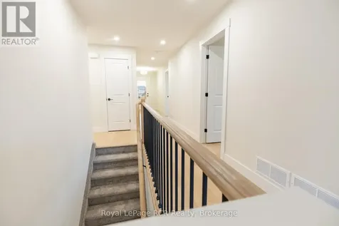 222 16th Avenue Crescent Hanover ON N4N 3V3