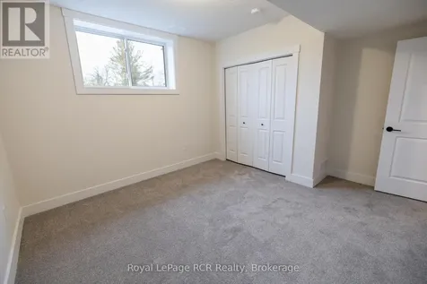 222 16th Avenue Crescent Hanover ON N4N 3V3