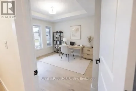 222 16th Avenue Crescent Hanover ON N4N 3V3