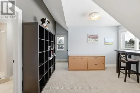 176 High Bluff Lane Blue Mountains ON N0H 2P0