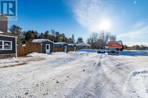 2551 Petawawa Boulevard Petawawa ON K8H 1Y6