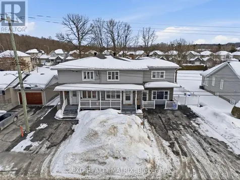 1691-1695 Saint-laurent Street Clarence-rockland ON K4K 1C2