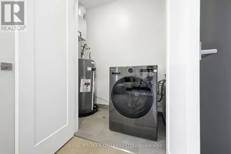 184 Woodroffe Avenue Ottawa ON K2A 3T9