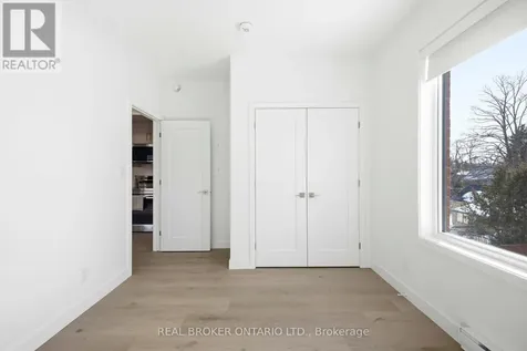 184 Woodroffe Avenue Ottawa ON K2A 3T9
