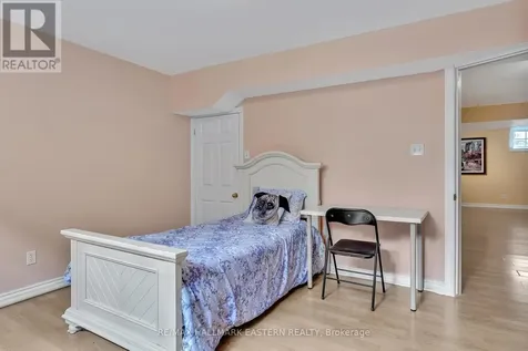 75 Oxford Street Selwyn ON K0L 2H0