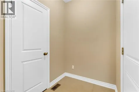 28 Maplewood Court Dunnville ON N1A 3G8