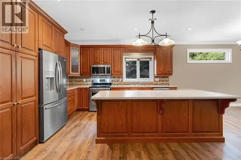 28 Maplewood Court Dunnville ON N1A 3G8