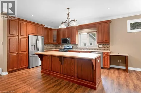 28 Maplewood Court Dunnville ON N1A 3G8