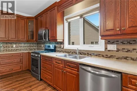 28 Maplewood Court Dunnville ON N1A 3G8