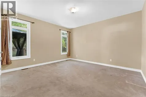 28 Maplewood Court Dunnville ON N1A 3G8