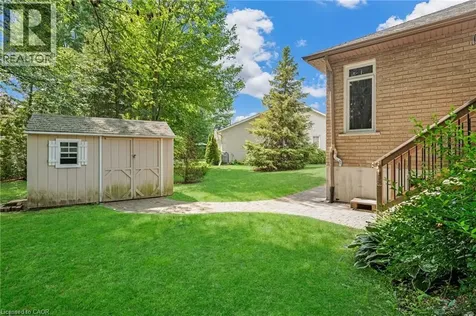 28 Maplewood Court Dunnville ON N1A 3G8