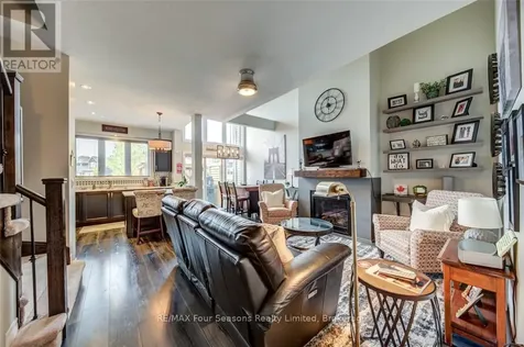 44 Lett Avenue Collingwood ON L9Y 5H5