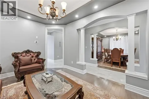 456 Valridge Drive Ancaster ON L9G 0B2