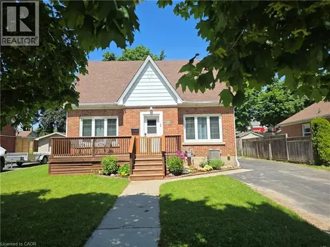 76 Brentwood Avenue Kitchener ON N2H 2C8
