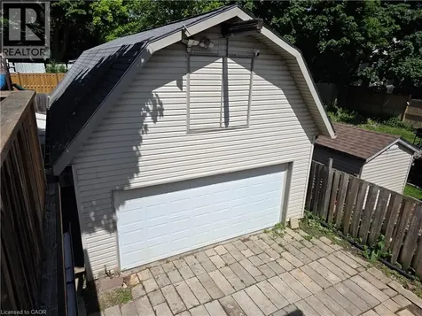 76 Brentwood Avenue Kitchener ON N2H 2C8