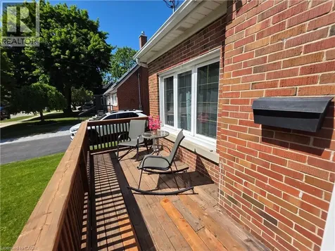 76 Brentwood Avenue Kitchener ON N2H 2C8