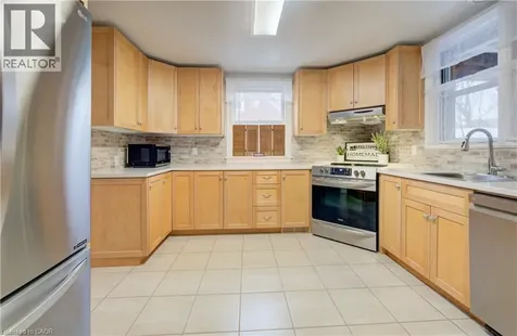 76 Brentwood Avenue Kitchener ON N2H 2C8