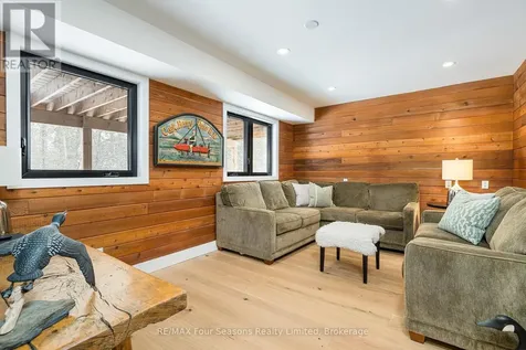 131 Chamonix Crescent Blue Mountains ON L9Y 0S7