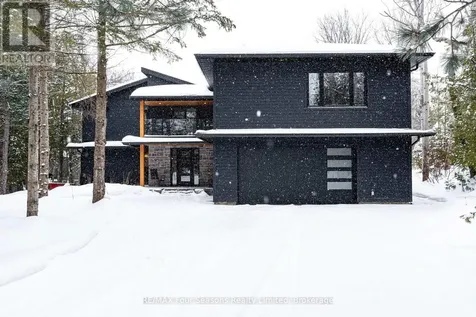 131 Chamonix Crescent Blue Mountains ON L9Y 0S7