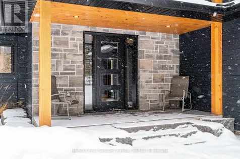131 Chamonix Crescent Blue Mountains ON L9Y 0S7