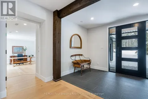 131 Chamonix Crescent Blue Mountains ON L9Y 0S7
