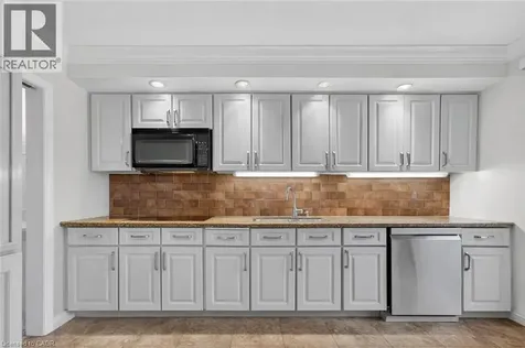 195 Wilton Street Burlington ON L7N 1V8