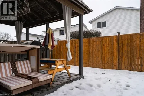 30 Buchanan Crescent Thorold ON L2V 4M5