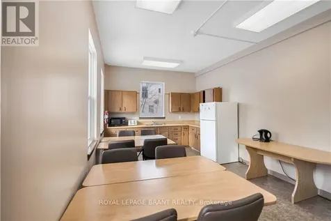 70 Chatham Street Brantford ON N3T 2P1