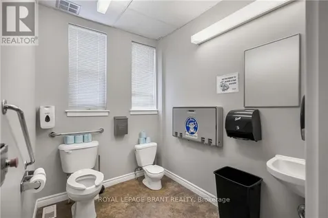 70 Chatham Street Brantford ON N3T 2P1