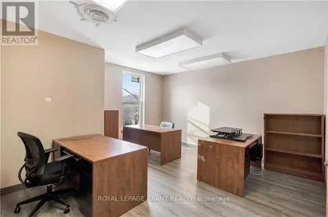 70 Chatham Street Brantford ON N3T 2P1