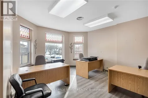 70 Chatham Street Brantford ON N3T 2P1
