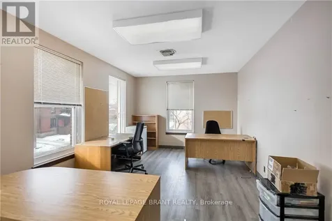 70 Chatham Street Brantford ON N3T 2P1