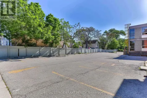70 Chatham Street Brantford ON N3T 2P1