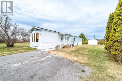 46 Sunset Lane Horton ON K7V 0A5