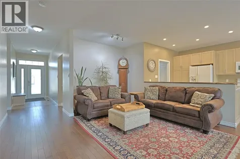 13 Oakwood Links Lane Grand Bend ON N0M 1T0