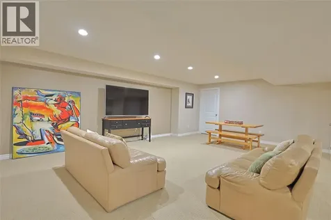 13 Oakwood Links Lane Grand Bend ON N0M 1T0